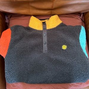 Dutch bros Sherpa pullover